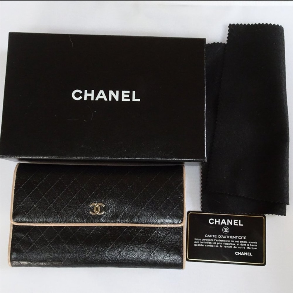 Chanel clutch/wallet